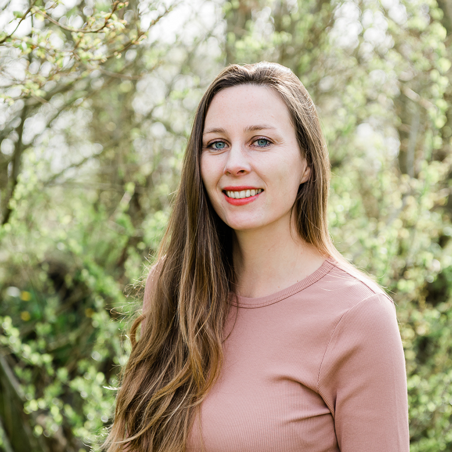 Iris van Asselt | Speakers for Good