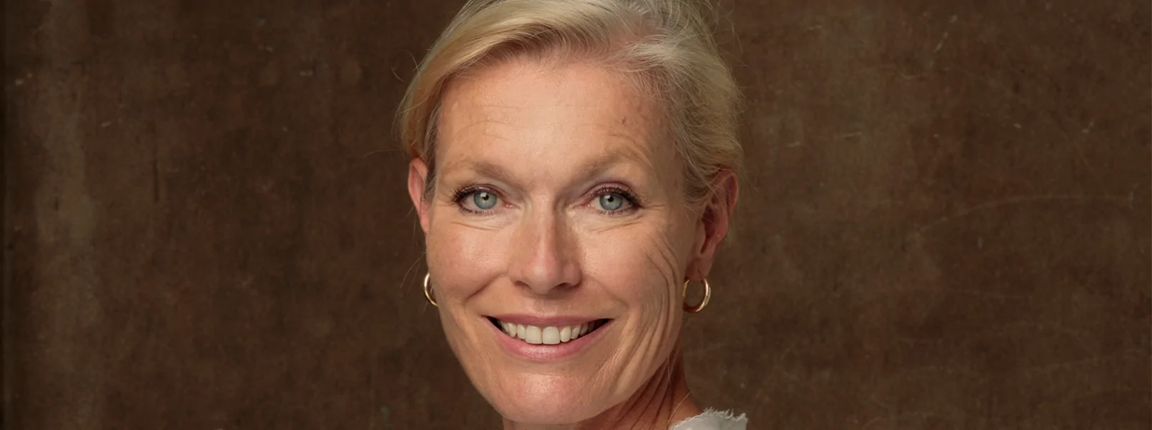 Ariane Roos | Speakers for Good
